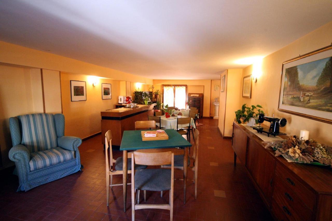 Albergo I Longobardi 丘西 外观 照片