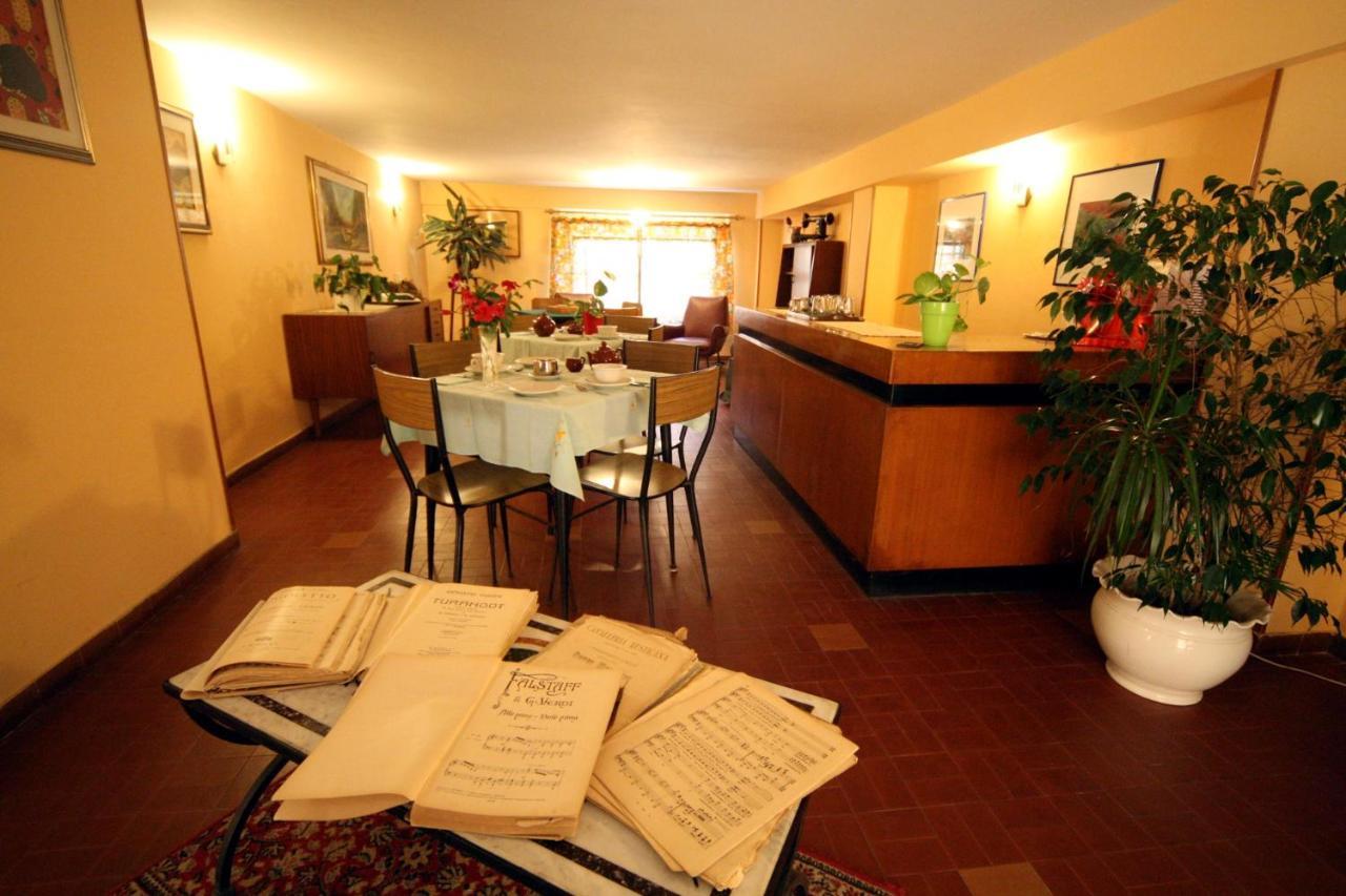 Albergo I Longobardi 丘西 外观 照片