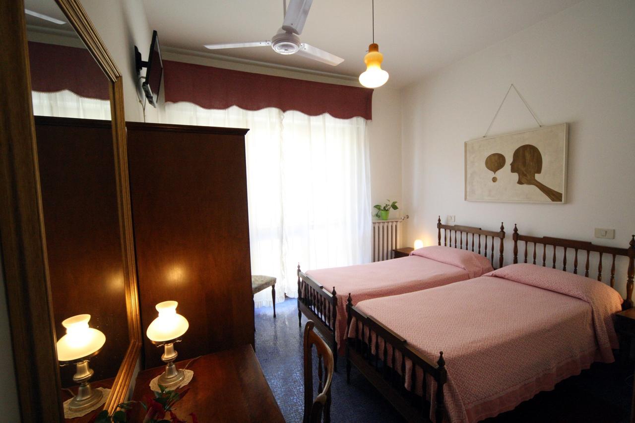 Albergo I Longobardi 丘西 外观 照片